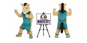Sport Mustang Horse Mascot Costume for Sports Events Sport Mustang Horse Mascot Costume for Sports Events