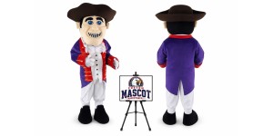 Gracious Duke Mascot Costume Gracious Duke Mascot Costume