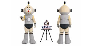 Adult Robot Mascot Costume Adult Robot Mascot Costume